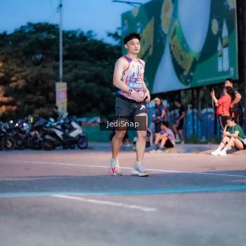 Runner Photo 3798052