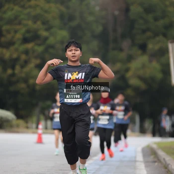 Runner Photo 3798067