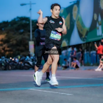 Runner Photo 3798096