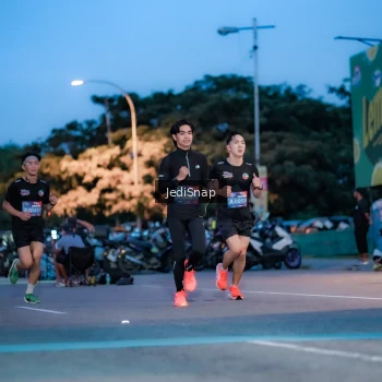 Runner Photo 3798118