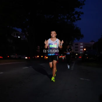 Runner Photo 3798140
