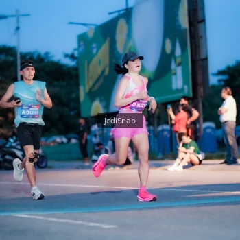 Runner Photo 3798143