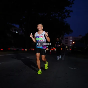 Runner Photo 3798213