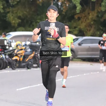 Runner Photo 3798259