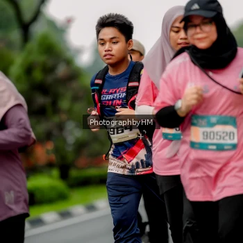 Runner Photo 3798270