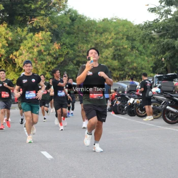 Runner Photo 3798291