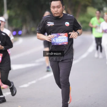 Runner Photo 3798406