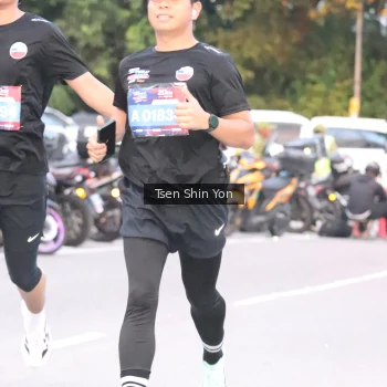 Runner Photo 3798516