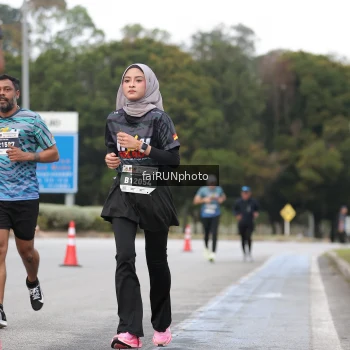 Runner Photo 3798670