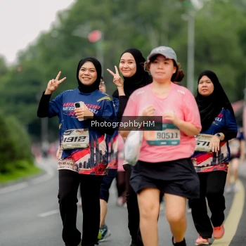 Runner Photo 3798686