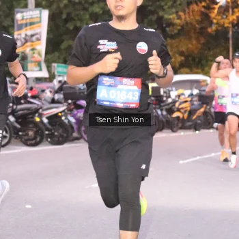 Runner Photo 3798719