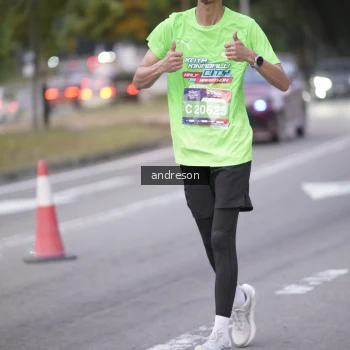 Runner Photo 3798737