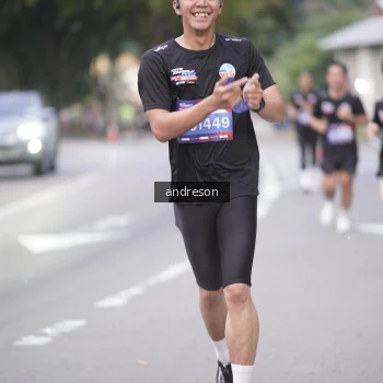 Runner Photo 3798758