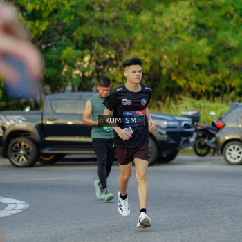 Runner Photo 3798877