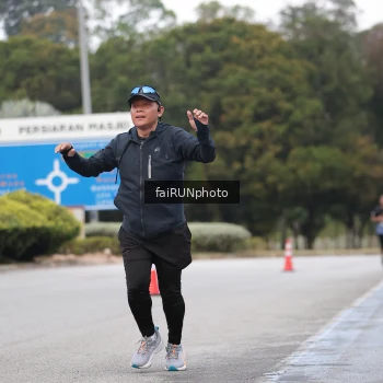 Runner Photo 3798898