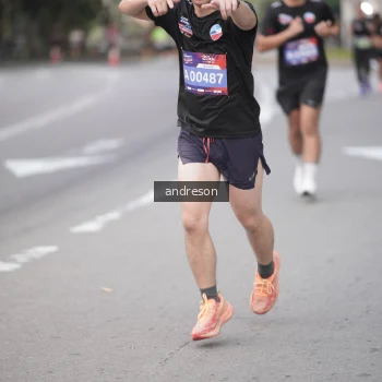 Runner Photo 3798910
