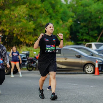 Runner Photo 3798965