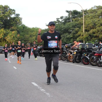 Runner Photo 3799152