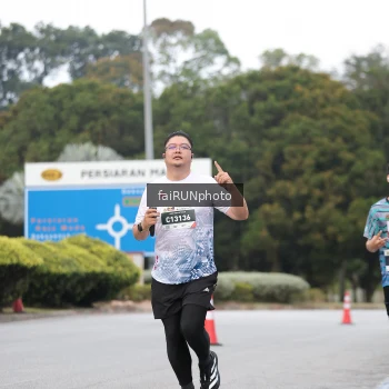 Runner Photo 3799238