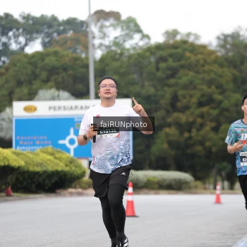 Runner Photo 3799251