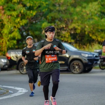 Runner Photo 3799305