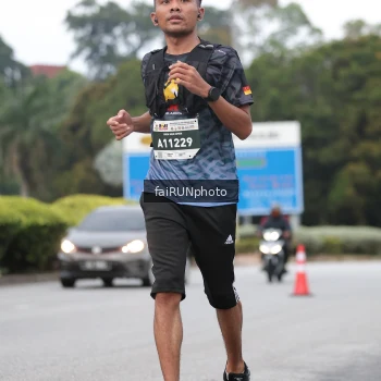 Runner Photo 3799342