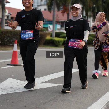 Runner Photo 3799470