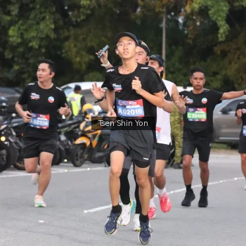 Runner Photo 3799484