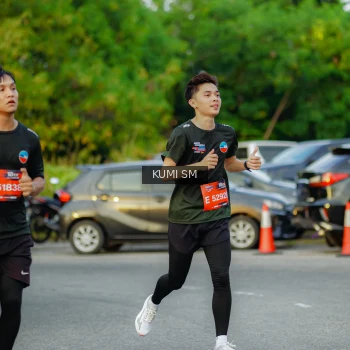 Runner Photo 3799559