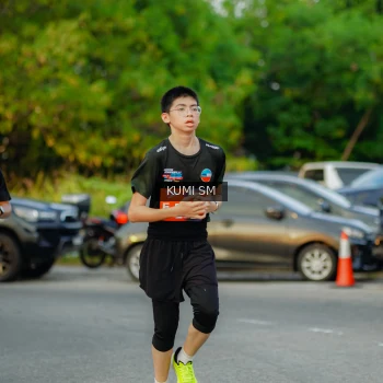 Runner Photo 3799653