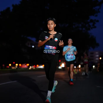 Runner Photo 3799672