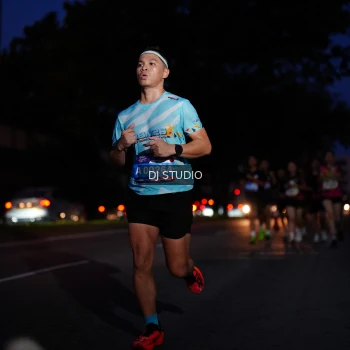 Runner Photo 3799686
