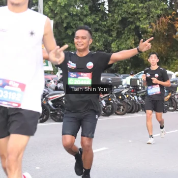 Runner Photo 3799692