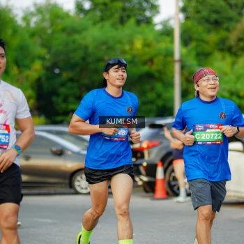 Runner Photo 3799694