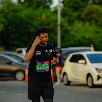 Runner Photo 3799716