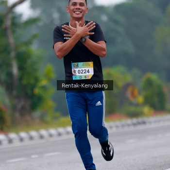Runner Photo 3799728