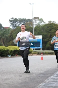 Runner Photo 3799747