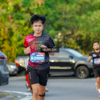 Runner Photo 3799765