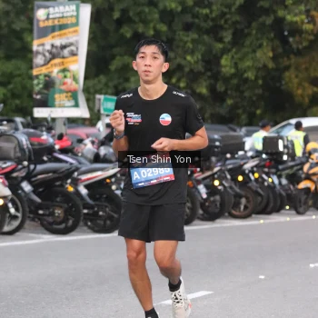 Runner Photo 3799792
