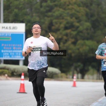 Runner Photo 3799837