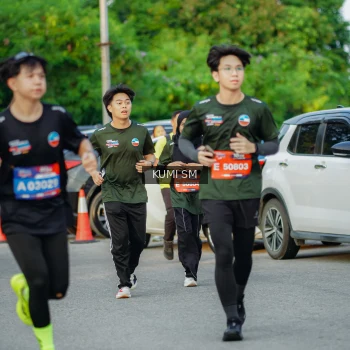 Runner Photo 3799860