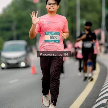 Runner Photo 3799879