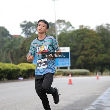 Runner Photo 3799966