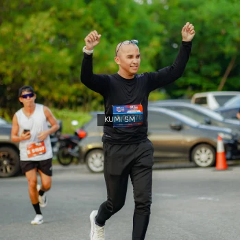 Runner Photo 3799986