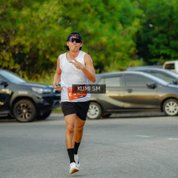 Runner Photo 3800000