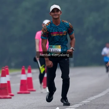 Runner Photo 3800004