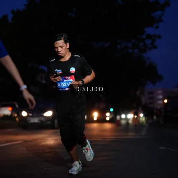 Runner Photo 3800008
