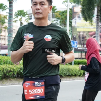 Runner Photo 3800014