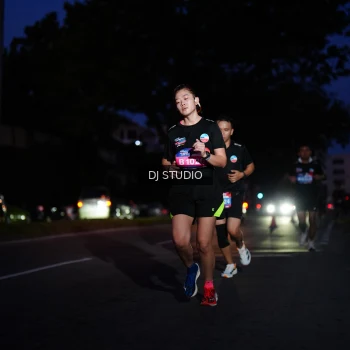 Runner Photo 3800016