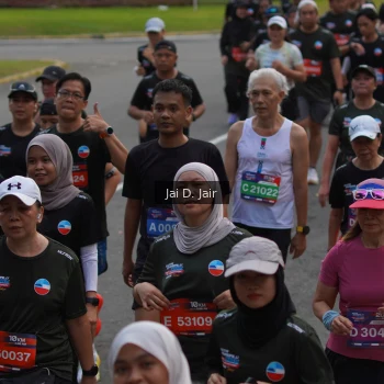 Runner Photo 3800018